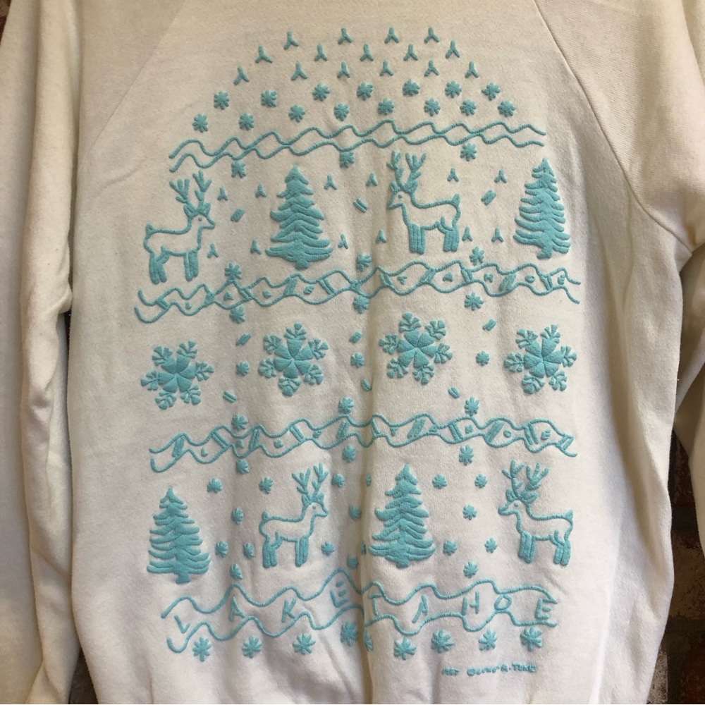 Vintage 1980s Lake Tahoe Holiday Winter Textured Crewneck Sweatshirt - Picture 3 of 8